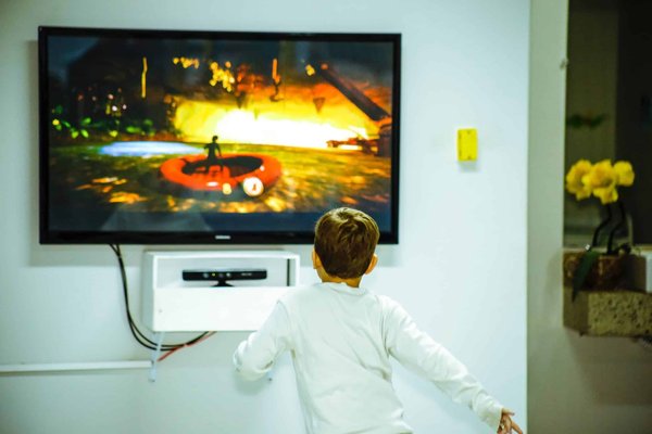 Comment tirer le meilleur parti des commandes vocales avec votre Sony X900H Smart TV ?